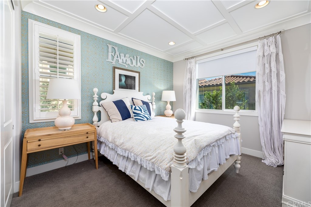 35 Zion Drive Lake Forest, CA 92630 - Photo 36 of 41 a bedroom with a bed lamp and window