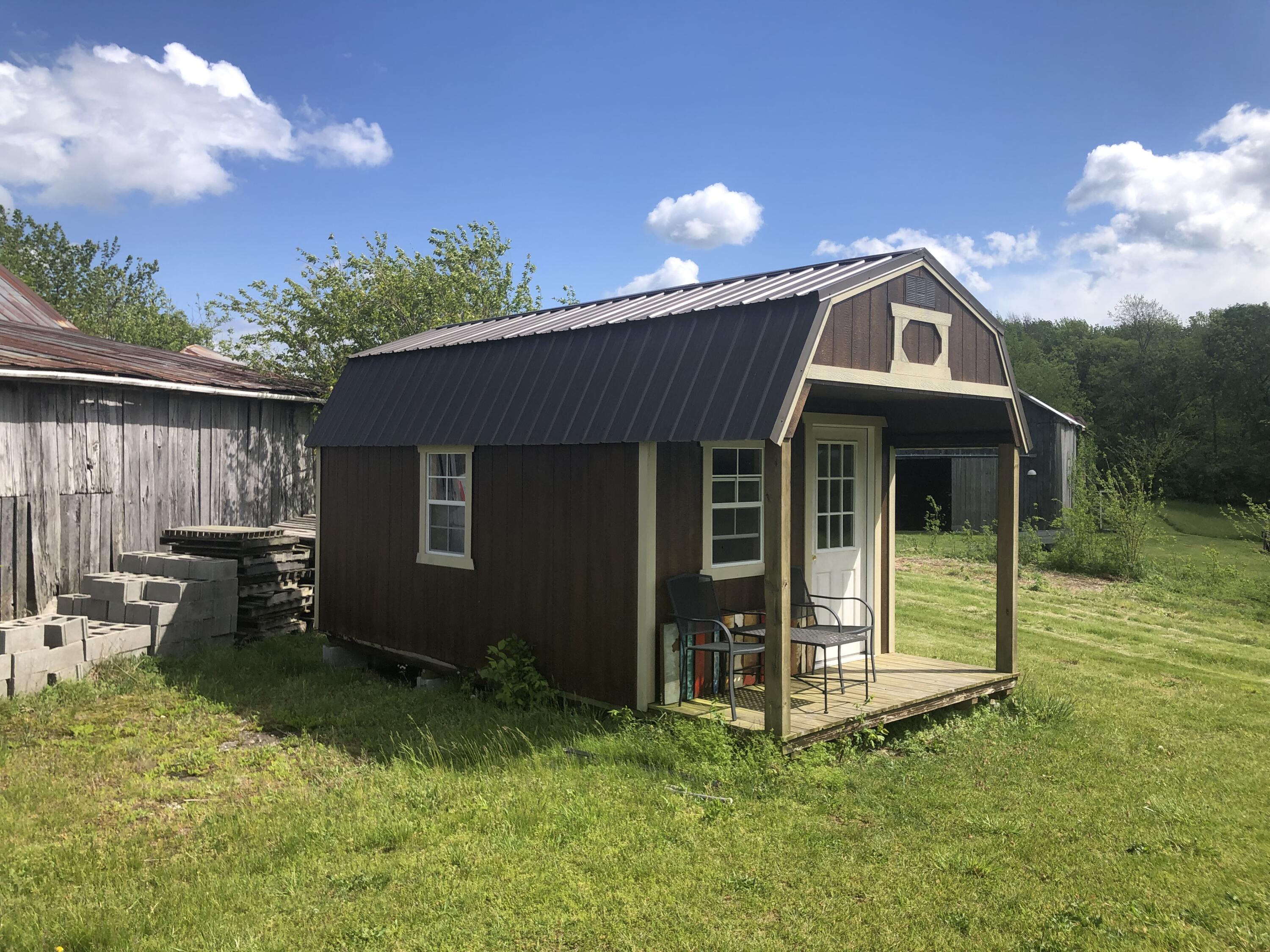 1875 Handys Bend Road Wilmore, KY 40390 - Photo 33 of 38 Barn 2