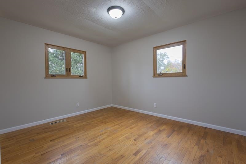 14010 Torrey Road Fenton, MI 48430 - Photo 12 of 25 Gallery Image 12