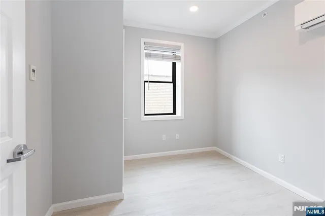 $2,500 | 73-75 Washington Street, Unit 10, Bloomfield, NJ 07003