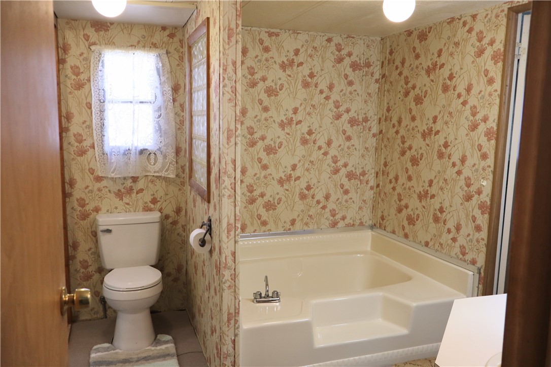 257 Newman Road Lansing, NY 13073 - Photo 15 of 23