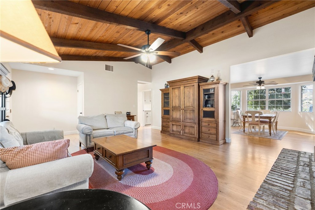 31735 Indian Oak Road Acton, CA 93510 - Photo 8 of 46