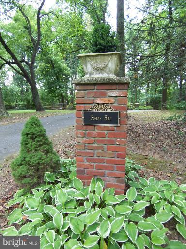 1440 Gilbert Road Arnold, MD 21012 - Photo 4 of 19 Exterior (General)