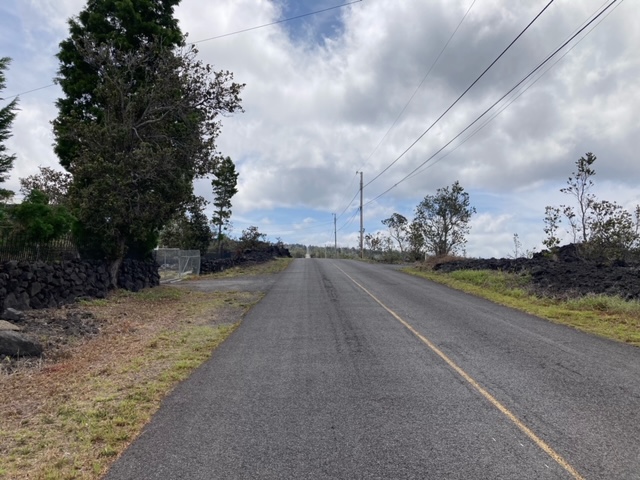30 Coconut Drive Ocean View, HI 96737 - Photo 10 of 11 a view of a street both side of building