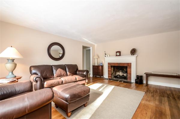 45 Governor Long Road Hingham, MA 02043 - Photo 1 of 22 Gallery Image 1