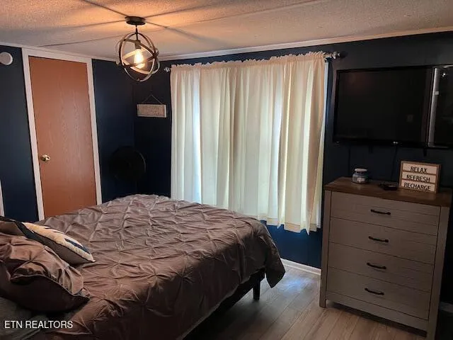 $499,900 | 339 Flat Hollow Marina Road, Speedwell, TN 37870