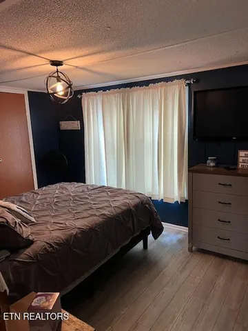 $499,900 | 339 Flat Hollow Marina Road, Speedwell, TN 37870