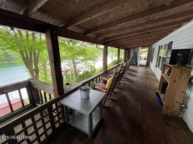 $499,900 | 339 Flat Hollow Marina Road, Speedwell, TN 37870