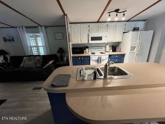 $499,900 | 339 Flat Hollow Marina Road, Speedwell, TN 37870