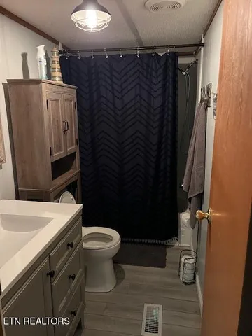 $499,900 | 339 Flat Hollow Marina Road, Speedwell, TN 37870