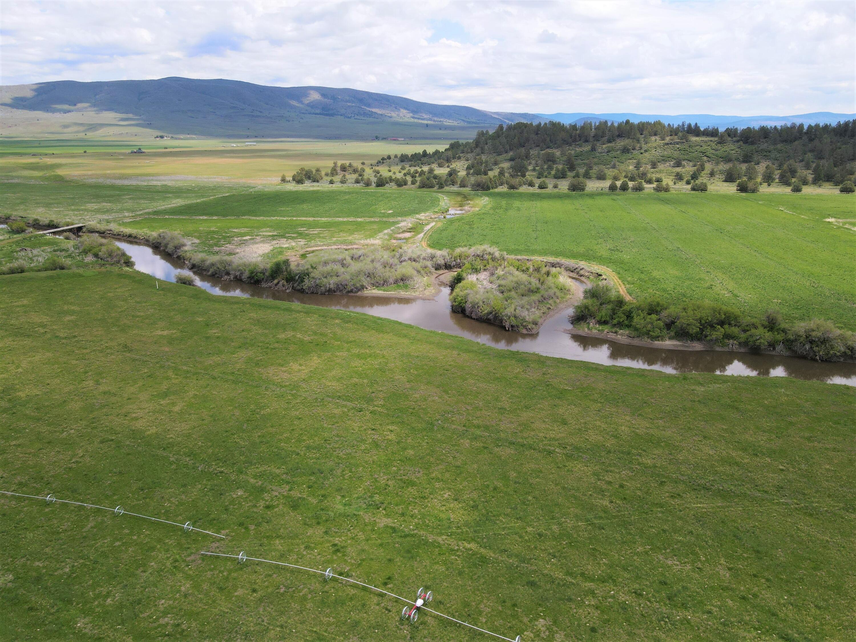 3798 County Road 91 Lookout, CA 96054 - Photo 3 of 54 a view of an ocean and a mountain