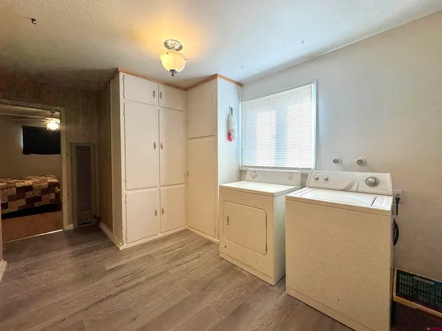 a view of utility room with washer and dryer