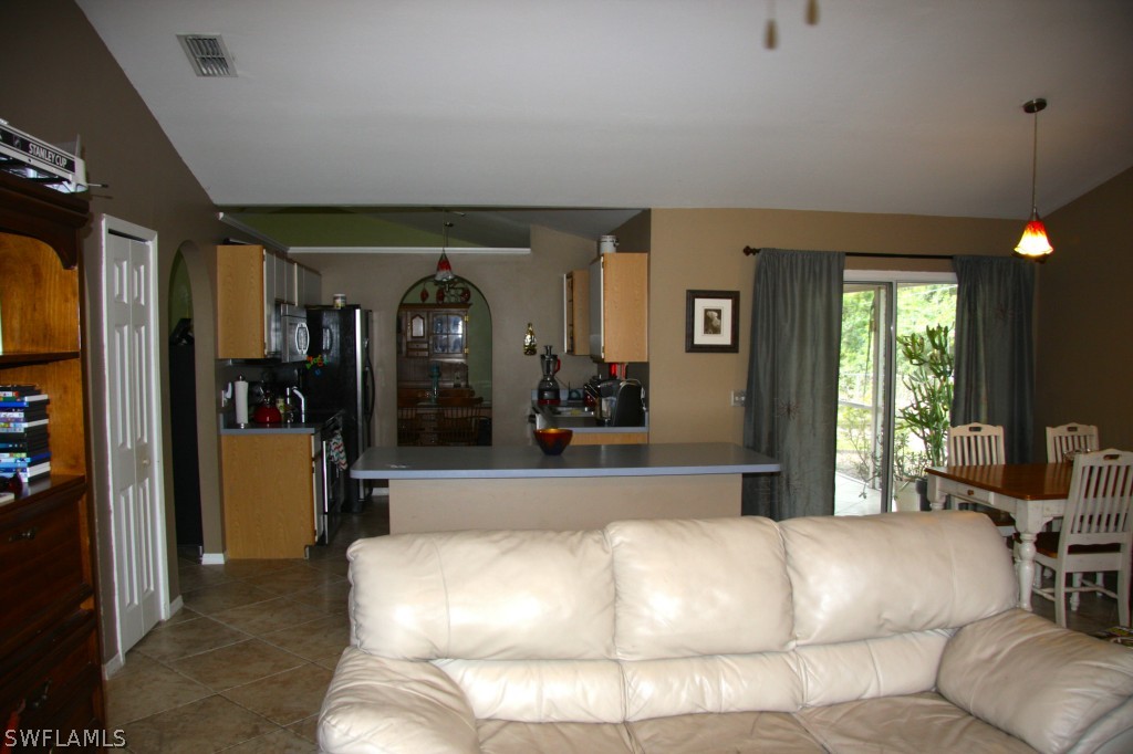 18410 Sunflower Road Fort Myers, FL 33967 - Photo 10 of 24 Gallery Image 10