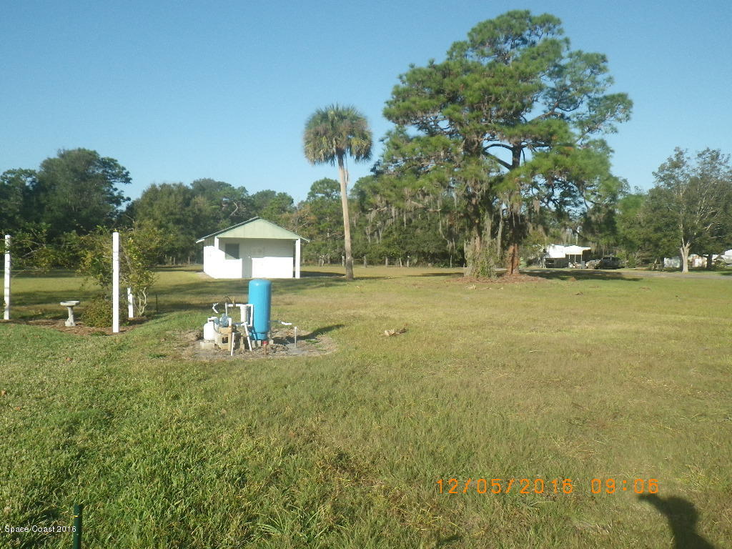 2960 Folsom Road Mims, FL 32754 - Photo 4 of 20 RIMG0340