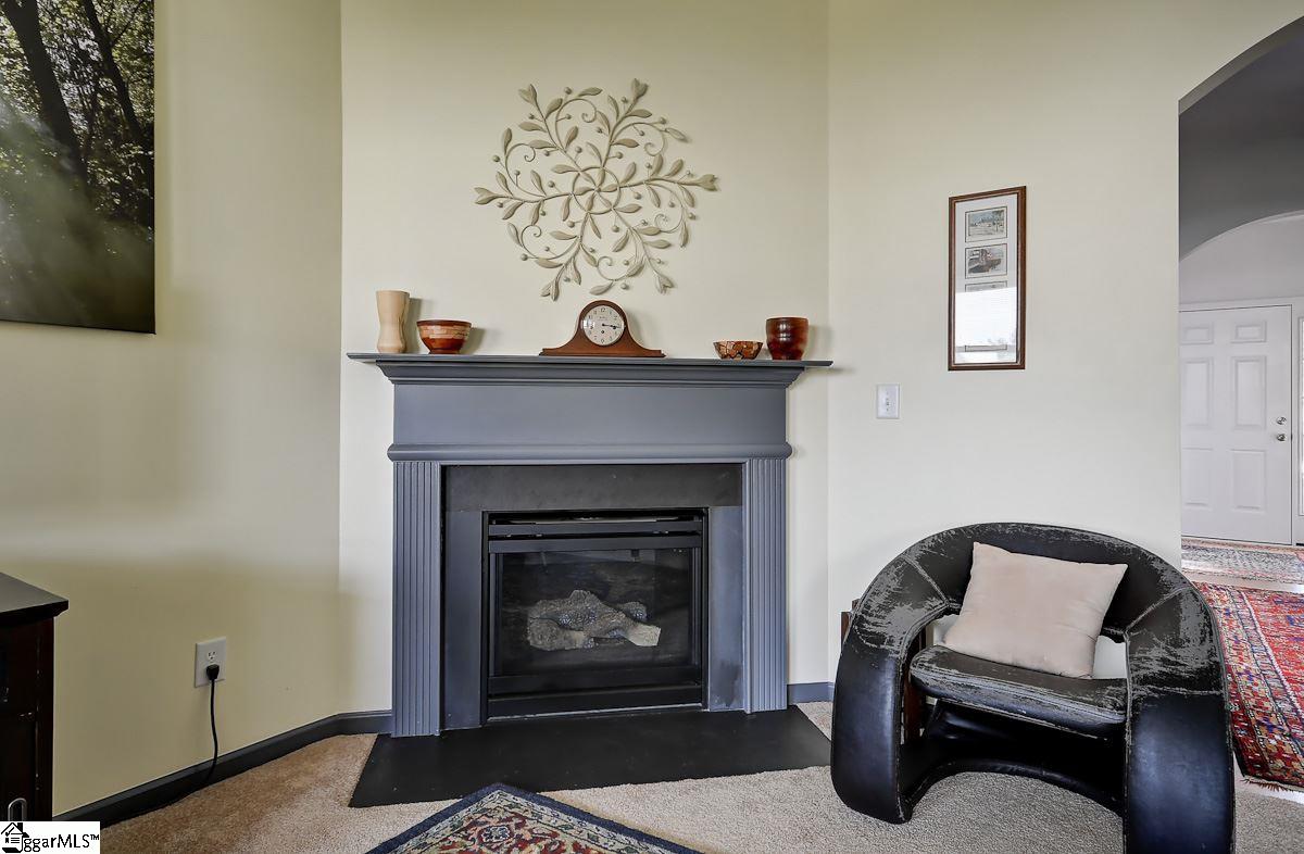 110 Shefleys Road Simpsonville, SC 29680 - Photo 5 of 27 Gallery Image 5