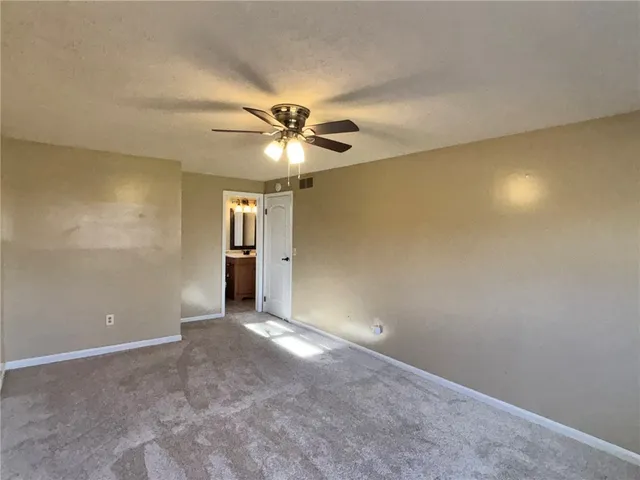 $1,950 | 16 Walnut Circle, Webster, NY 14580