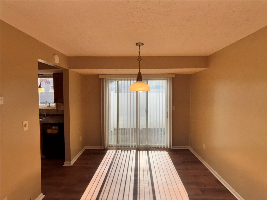 16 Walnut Circle Webster, NY 14580 - Photo 5 of 21