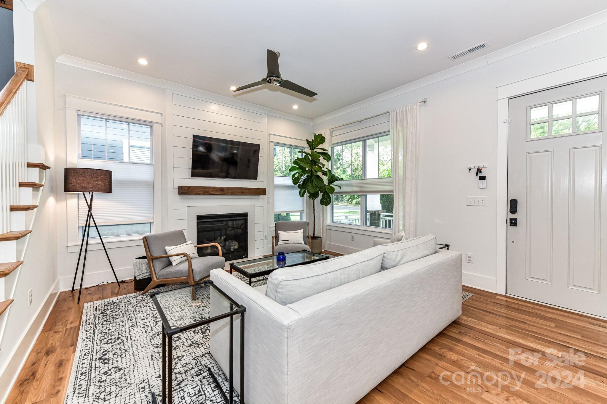 3005 Sam Drenan Road Charlotte, NC 28205 - Photo 7 of 48 Gallery Image 7