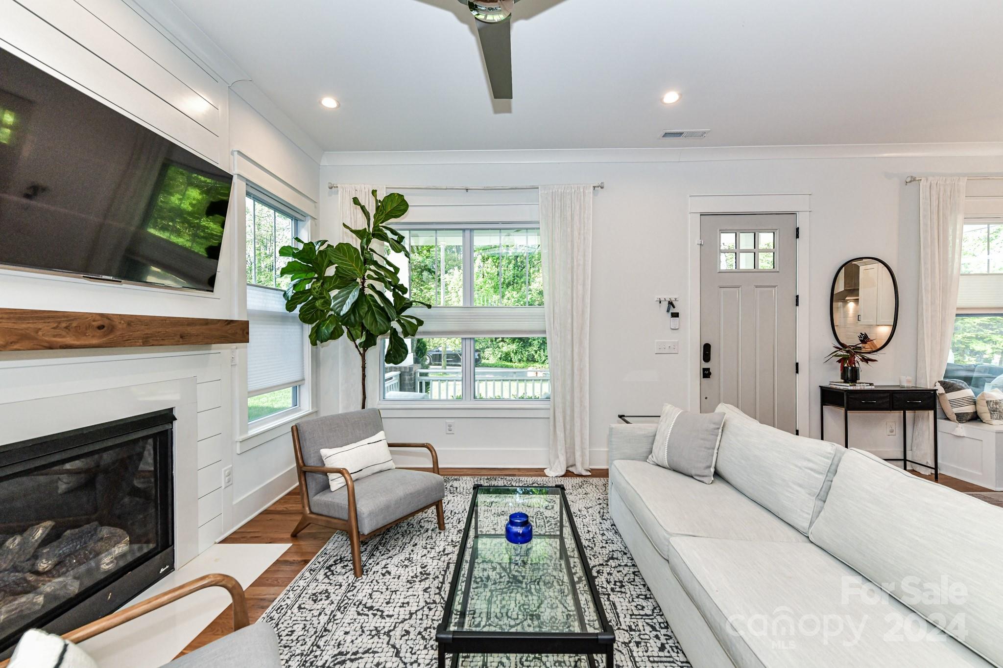 3005 Sam Drenan Road Charlotte, NC 28205 - Photo 9 of 48 Gallery Image 9