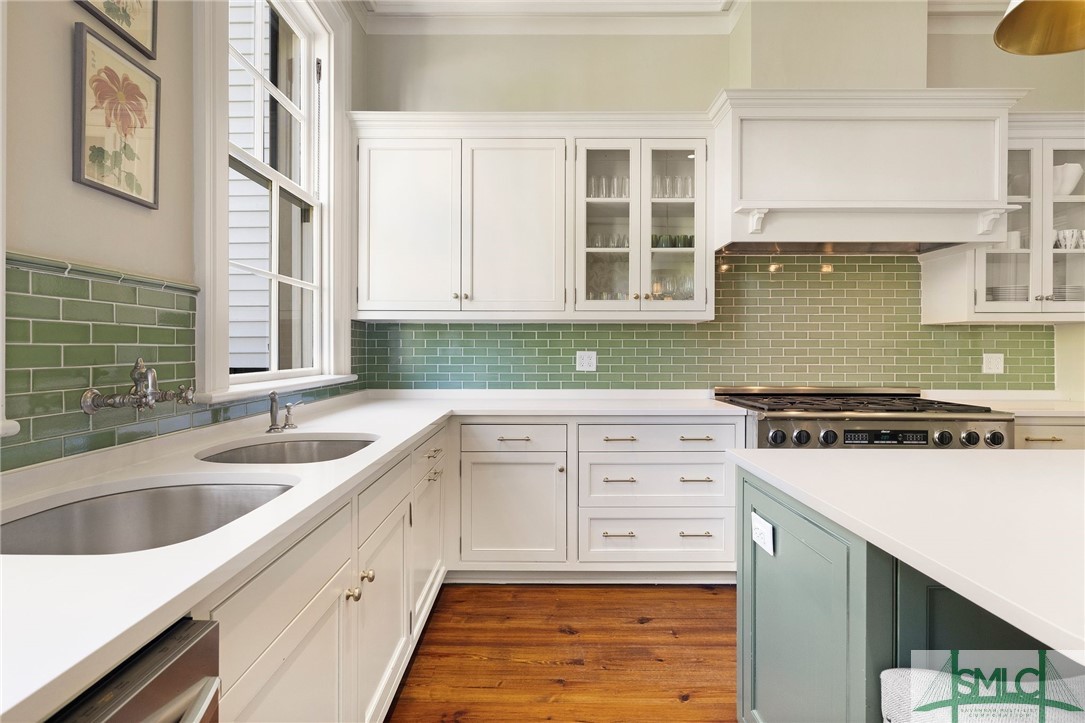 424 Barnard Street Savannah, GA 31401 - Photo 13 of 49