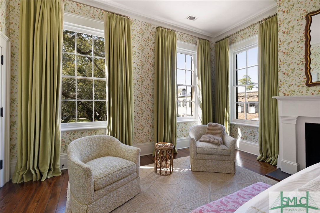 424 Barnard Street Savannah, GA 31401 - Photo 32 of 49