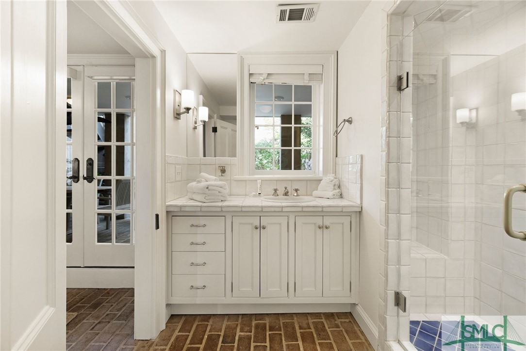 424 Barnard Street Savannah, GA 31401 - Photo 39 of 49