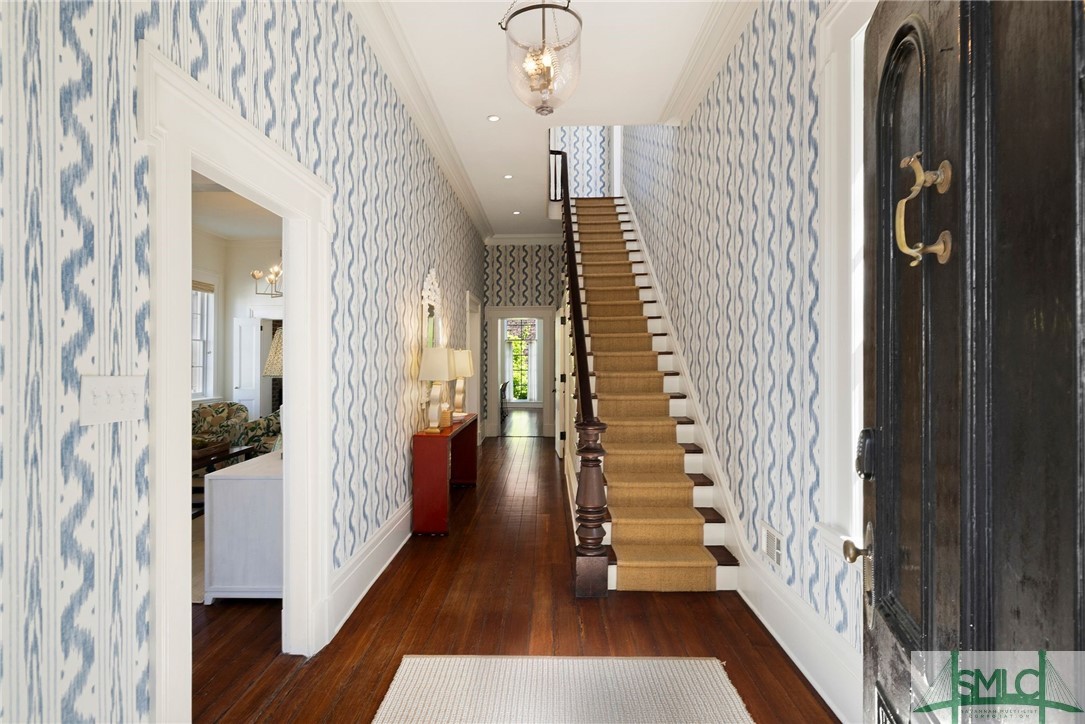 424 Barnard Street Savannah, GA 31401 - Photo 5 of 49