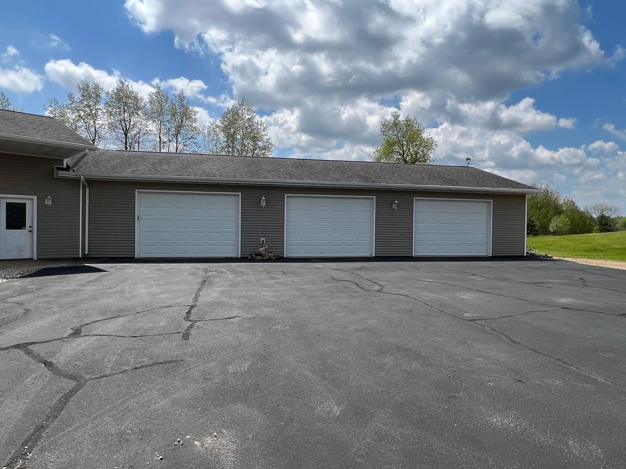 9155 Lee Lake Road Pound, WI 54161 - Photo 19 of 32