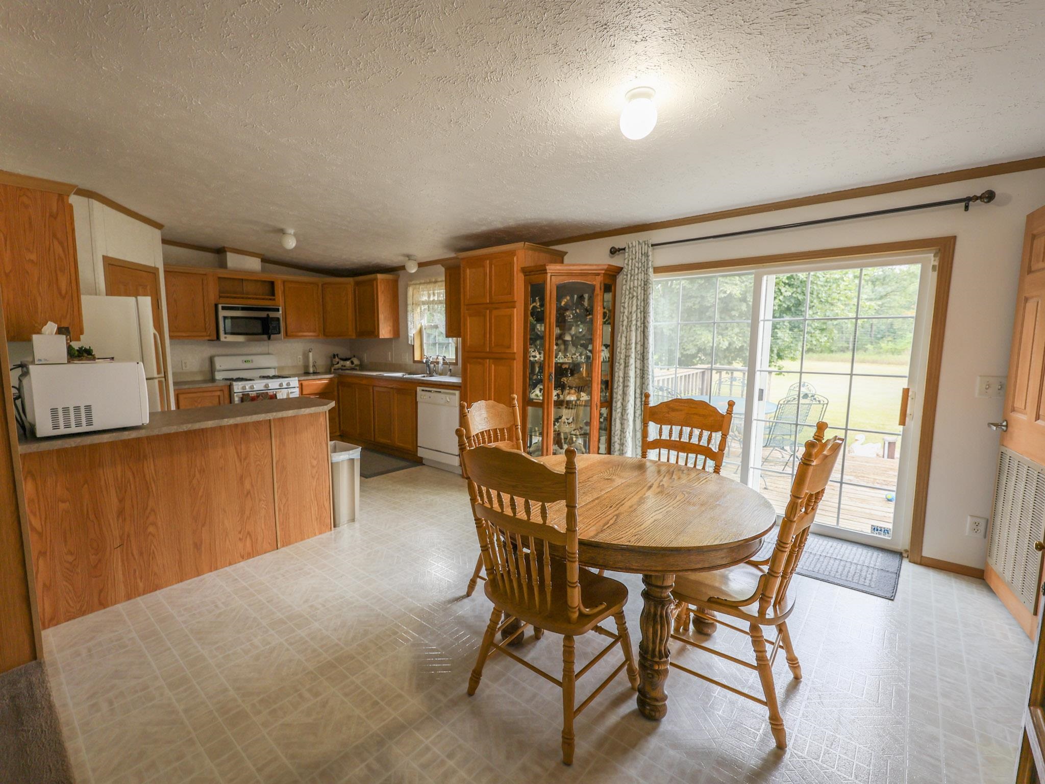 9155 Lee Lake Road Pound, WI 54161 - Photo 9 of 32