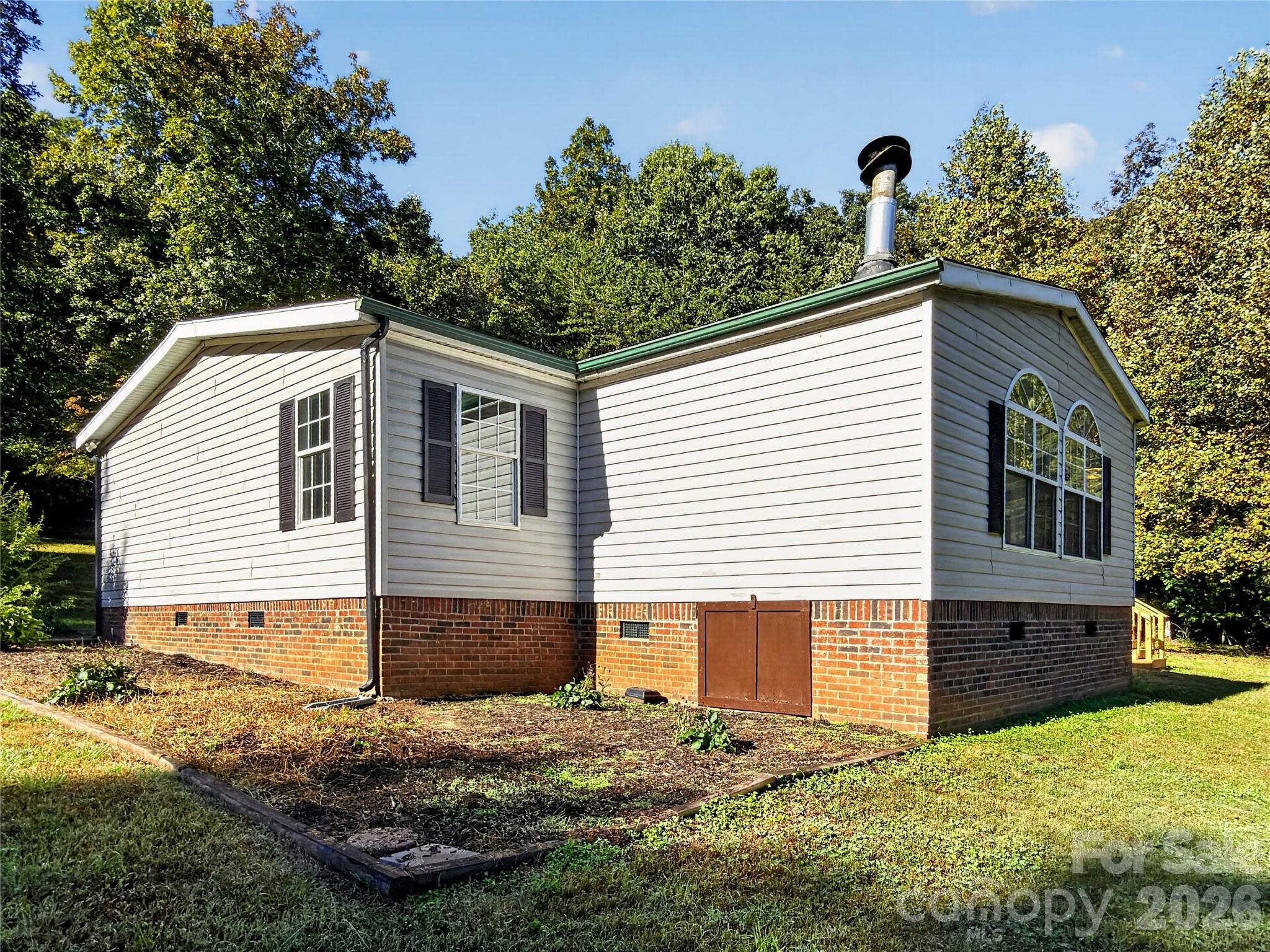 124 Tyler Terrace Rutherfordton, NC 28139 - Photo 3 of 38 Gallery Image 3