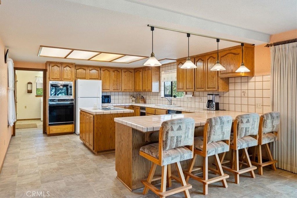 5685 Mustard Creek Road Paso Robles, CA 93446 - Photo 18 of 57