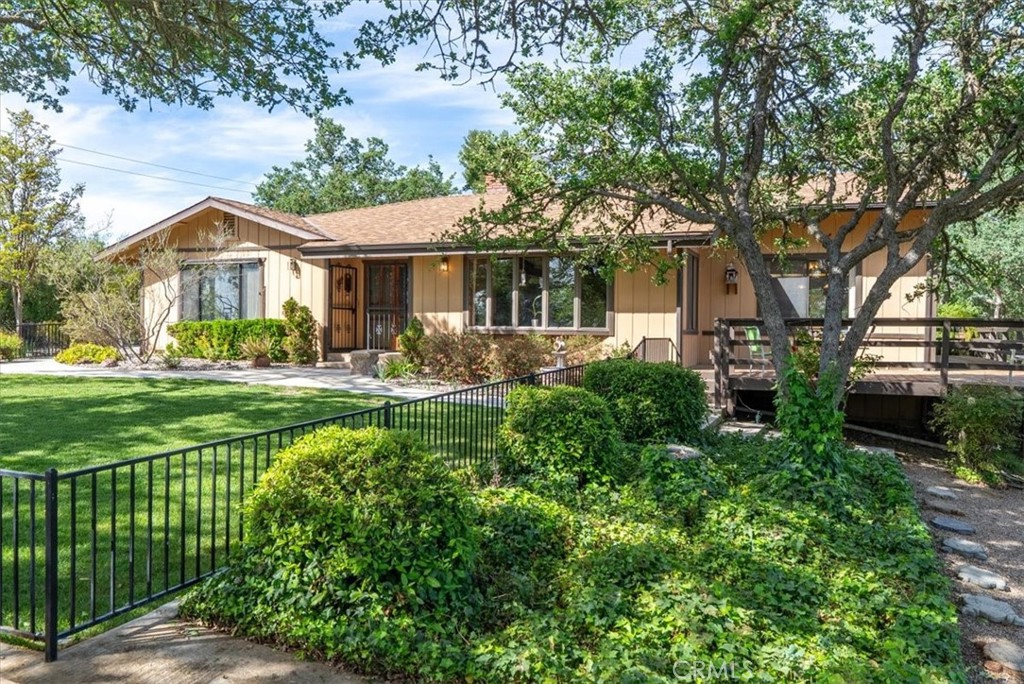 5685 Mustard Creek Road Paso Robles, CA 93446 - Photo 8 of 57