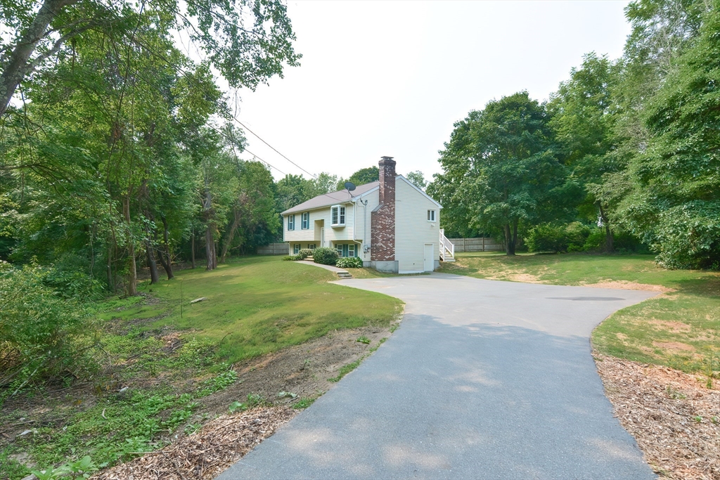 63 Chestnut Hill Road Millville, MA 01529 - Photo 3 of 42 Gallery Image 3