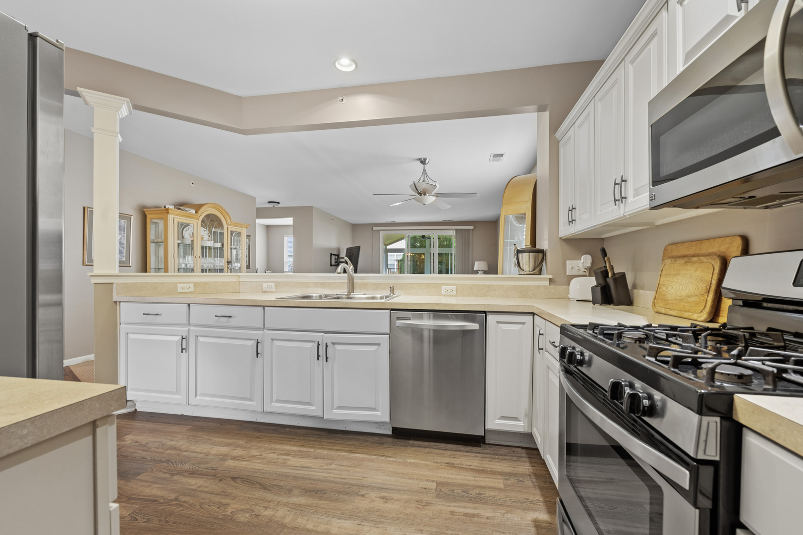 13243 Sierra Glen Road Huntley, IL 60142 - Photo 3 of 21