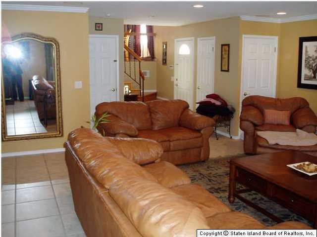 391 Green Valley Road Staten Island, NY 10312 - Photo 8 of 8 Additional Photo