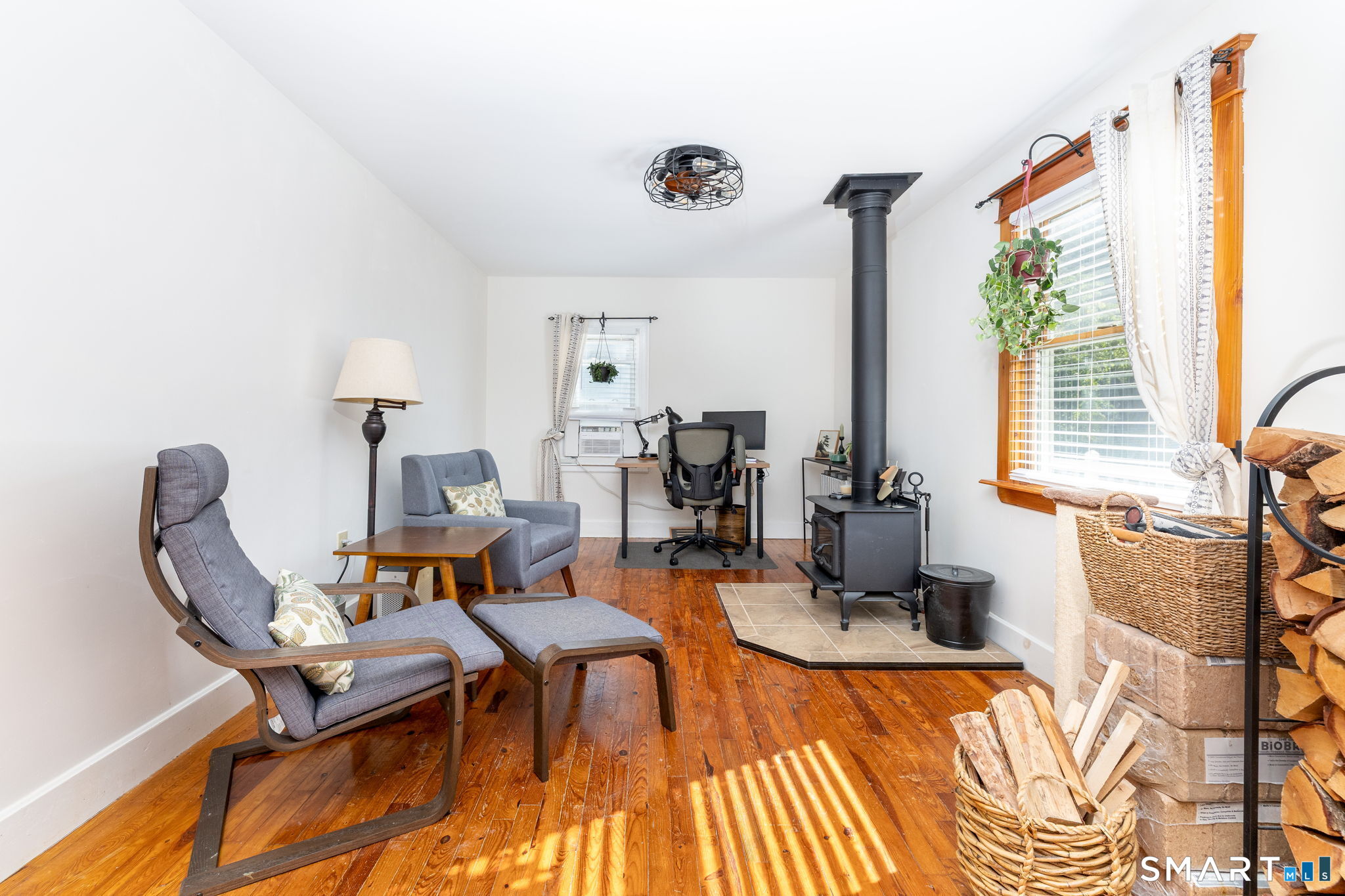 79 Plumb Road Middletown, CT 06457 - Photo 15 of 40 Gallery Image 15