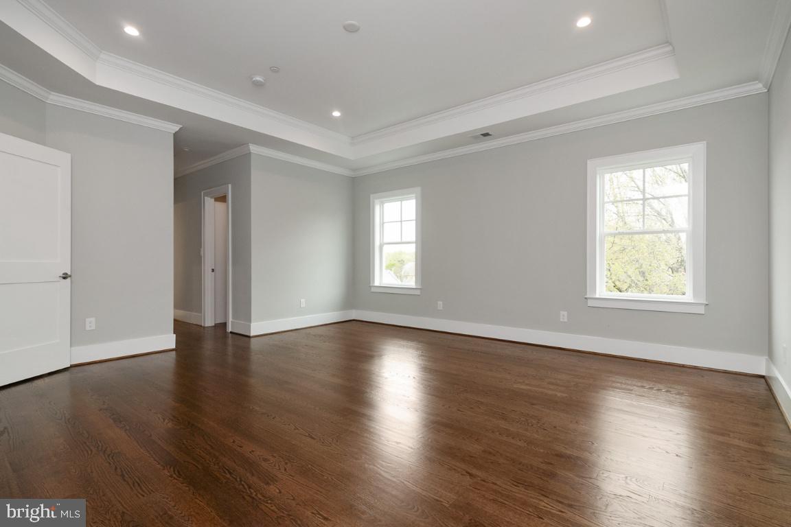 5907 Greentree Road Bethesda, MD 20817 - Photo 23 of 54 Master Bedroom, 2 walk-in closets