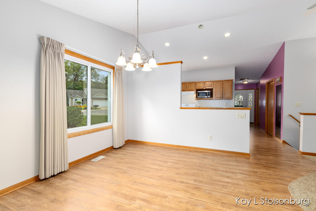 234 High Ridge Court Middleville, MI 49333 - Photo 12 of 40 IMG_1012