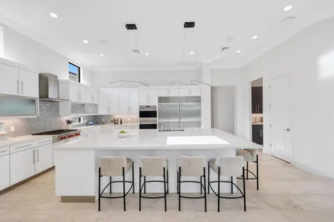 $4,895,000 | 2702 Northwest 71st Boulevard, Boca Raton, FL 33496
