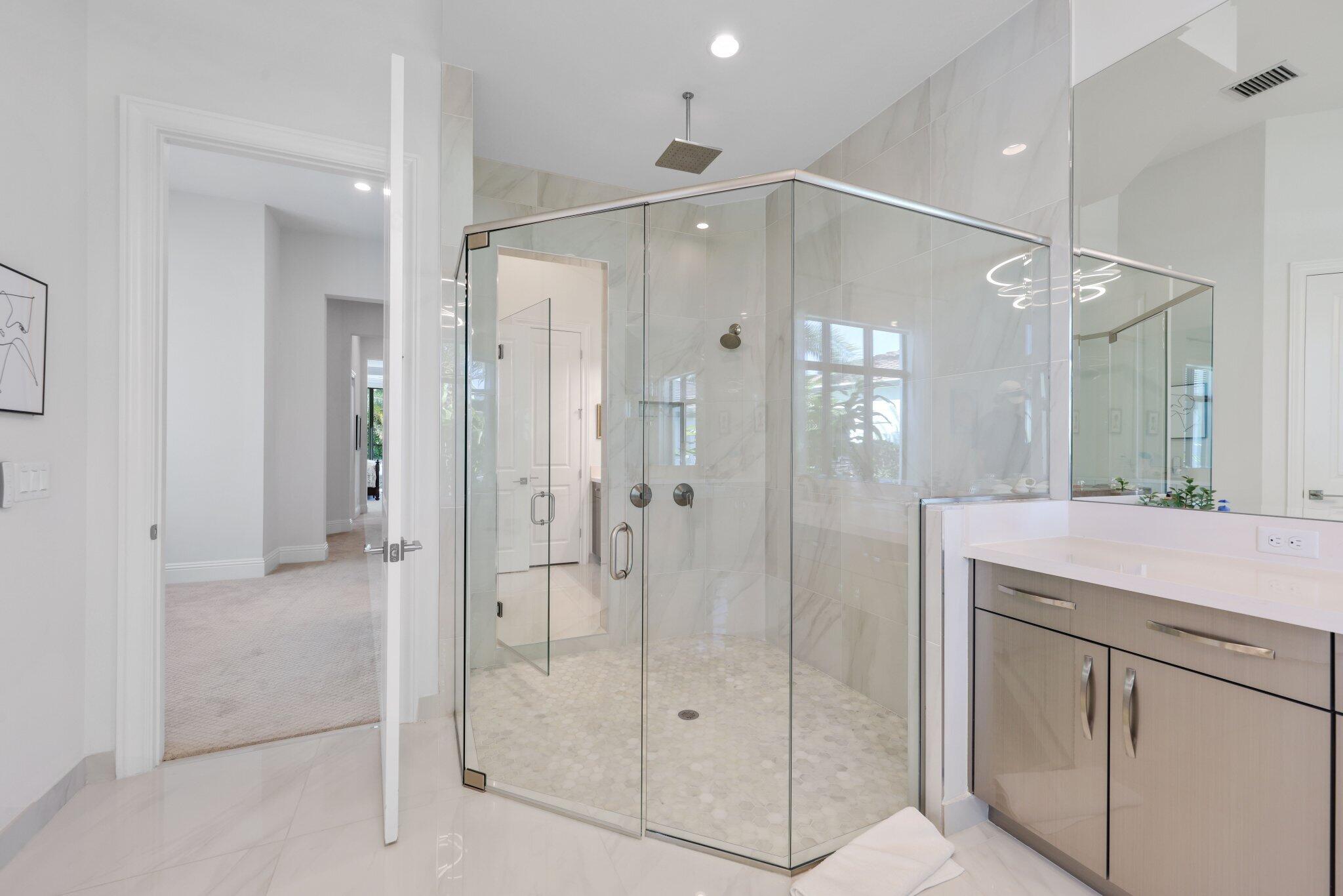 2702 Northwest 71st Boulevard Boca Raton, FL 33496 - Photo 37 of 75 Primary bathroom