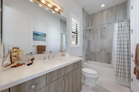 $4,895,000 | 2702 Northwest 71st Boulevard, Boca Raton, FL 33496