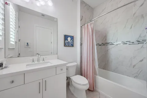 $4,895,000 | 2702 Northwest 71st Boulevard, Boca Raton, FL 33496