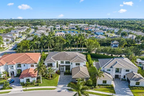 $4,895,000 | 2702 Northwest 71st Boulevard, Boca Raton, FL 33496