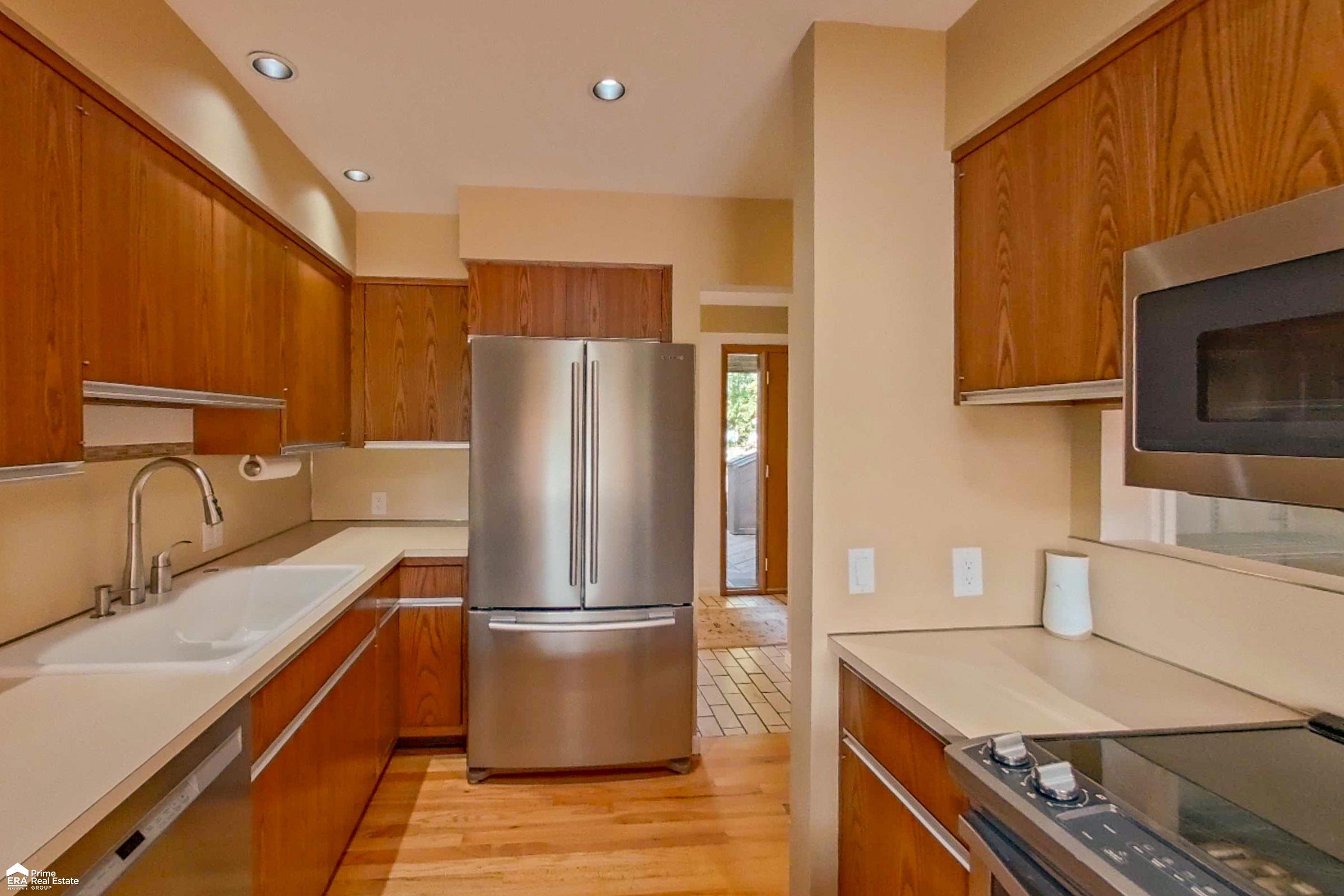 9300 Hartland Road Fenton, MI 48430 - Photo 13 of 50 50157239-4ea36a79-0cd0-4e26-a1b5-b5067d4efe91.JPG