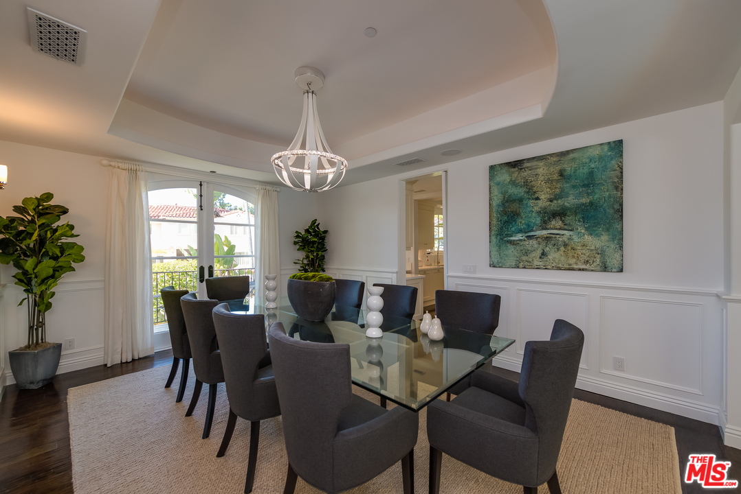 1112 Tower Road Beverly Hills, CA 90210 - Photo 12 of 44 Gallery Image 12