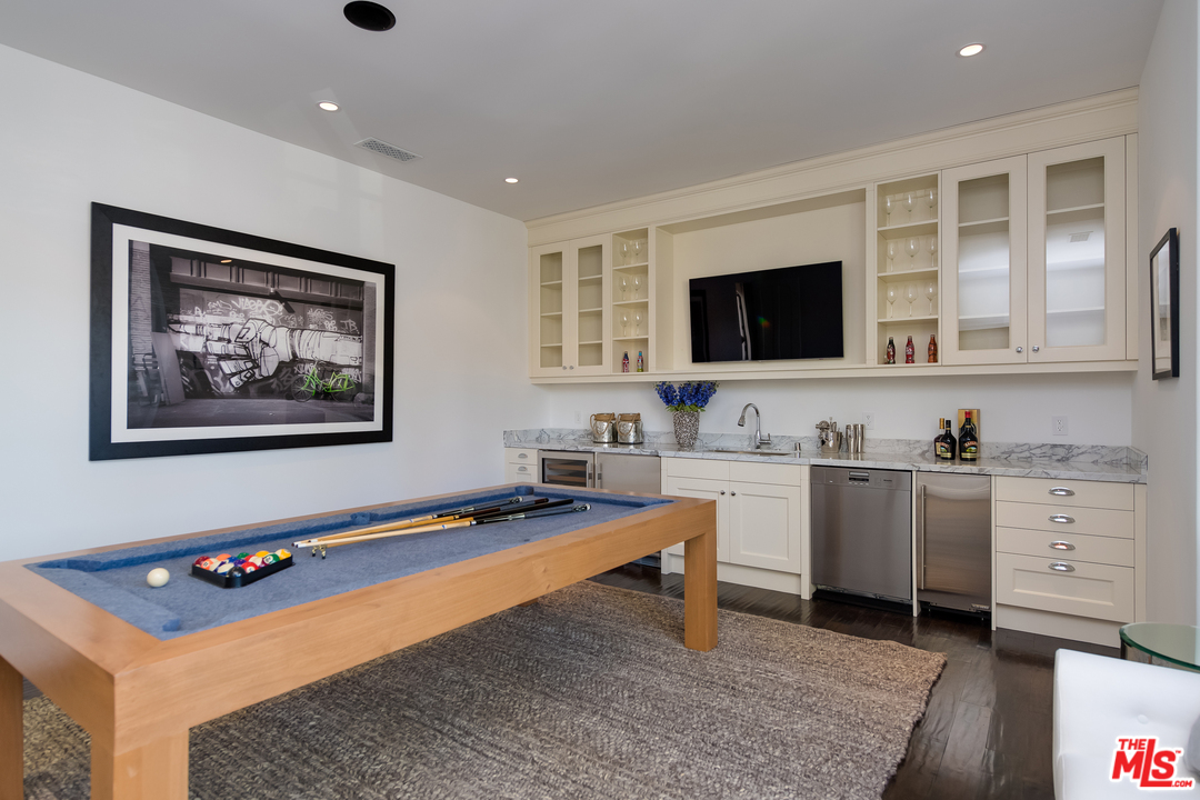 1112 Tower Road Beverly Hills, CA 90210 - Photo 19 of 44 Gallery Image 19