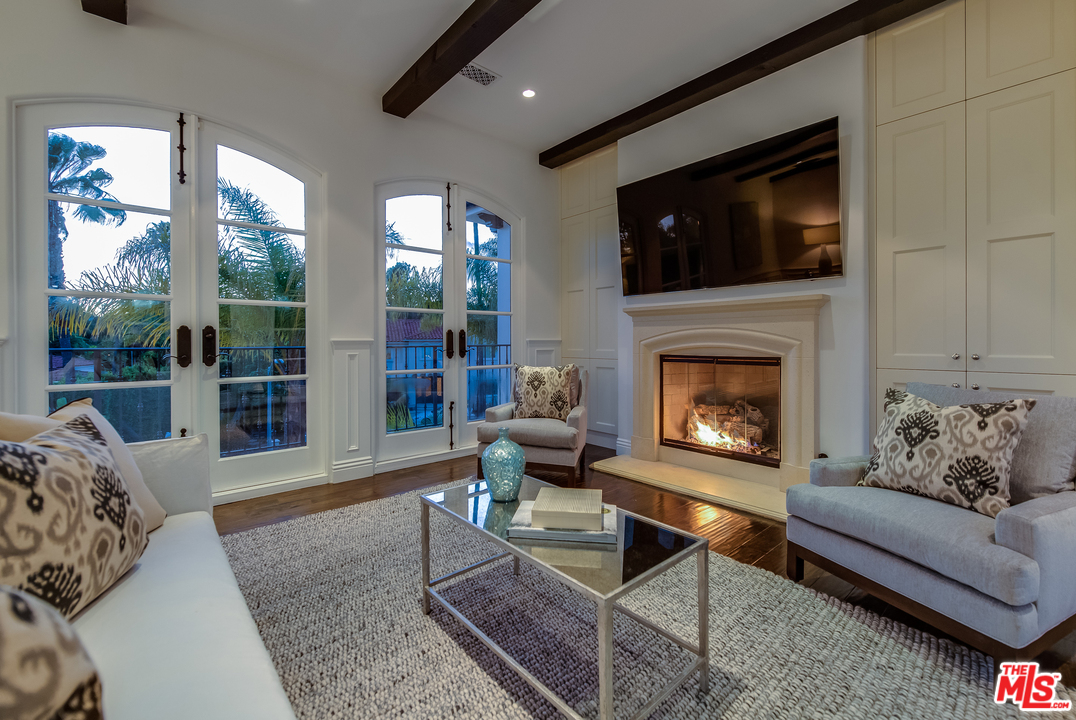 1112 Tower Road Beverly Hills, CA 90210 - Photo 23 of 44 Gallery Image 23