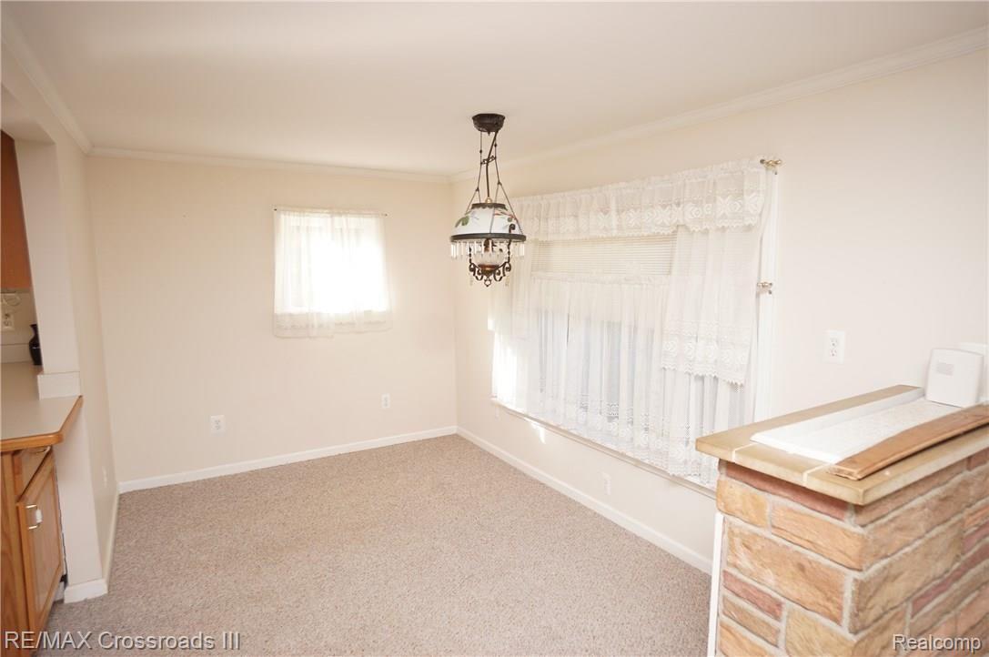 21775 Sherwood Road Belleville, MI 48111 - Photo 12 of 20 DINING AREA