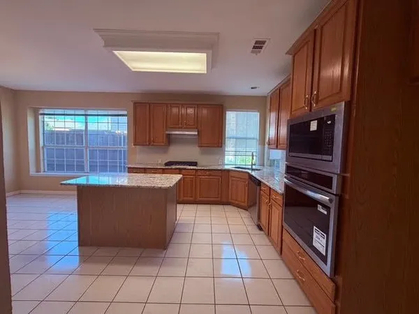 $2,650 | 3317 Grand Mesa Drive, Plano, TX 75025