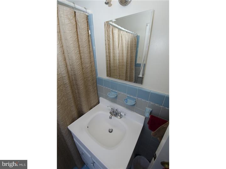 245 Frederick Road Havertown, PA 19083 - Photo 12 of 20